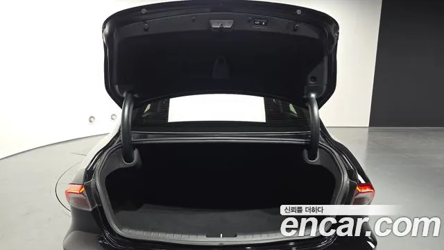 Hyundai Grandeur Новый Grandeur IG — Фото автомобиля 20