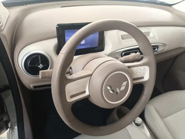 Wuling Hongguang Mini EV — Фото автомобиля 13