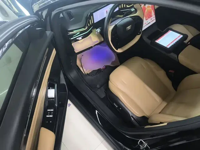 Geely Galaxy L6 — Фото автомобиля 15
