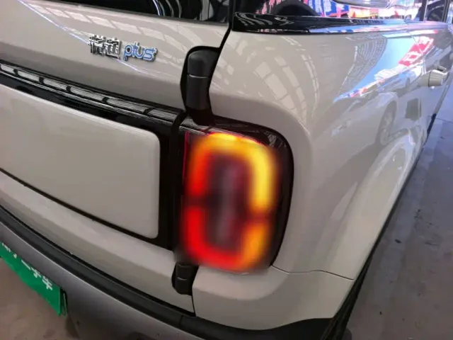 Baojun Yep Plus — Фото автомобиля 7