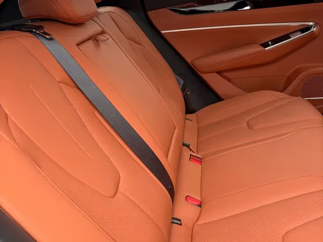 Geely Boyue — Фото автомобиля 12