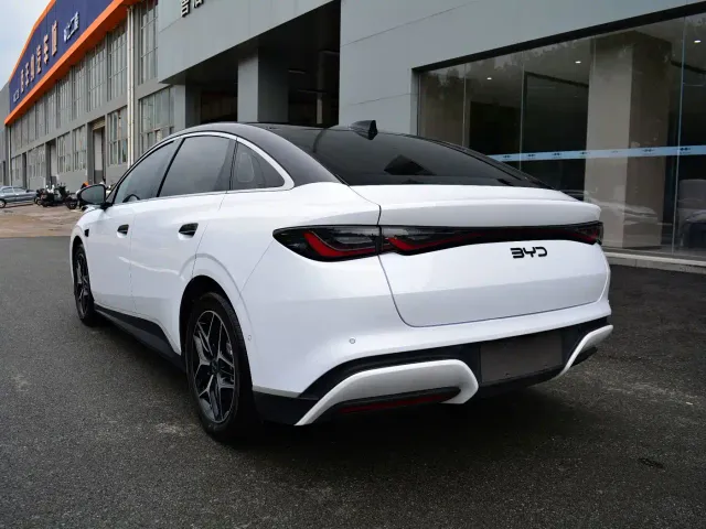 BYD Seal 06 — Фото автомобиля 6