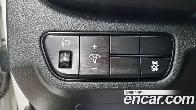 Kia Seltos — Фото автомобиля 14