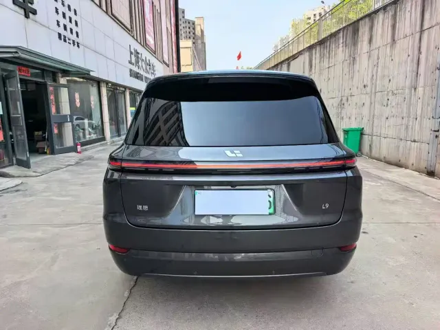 Li Auto L9 — Фото автомобиля 3
