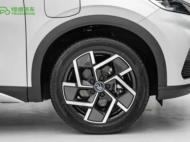 BYD Yuan PLUS — Фото автомобиля 7