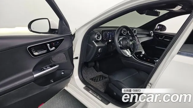 Mercedes-Benz C-Class — Фото автомобиля 12