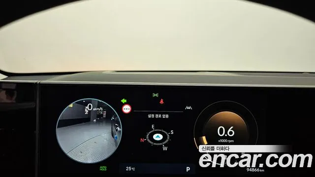 Hyundai Grandeur Grandeur (GN7) 2.5 Бензин 2WD — Фото автомобиля 8