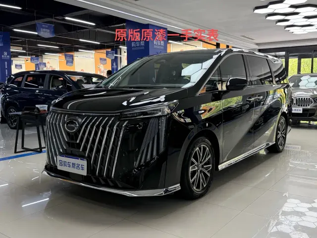 Фотография автомобиля — GAC Trumpchi M8
