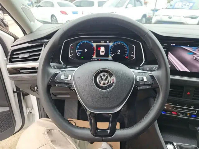 Volkswagen Sagitar — Фото автомобиля 10
