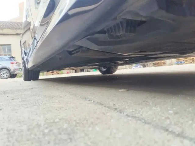 BMW 5 Series — Фото автомобиля 7