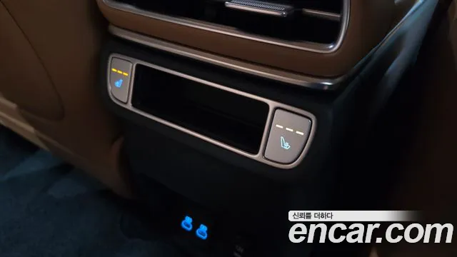 Genesis GV80 — Фото автомобиля 30