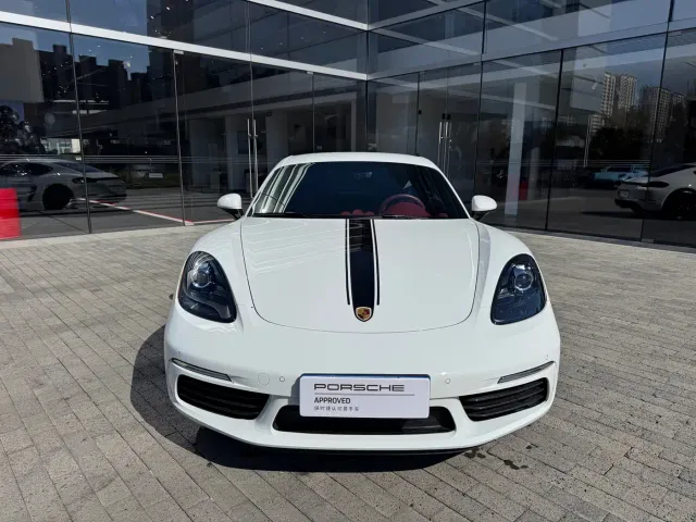 Porsche 718 — Фото автомобиля 2