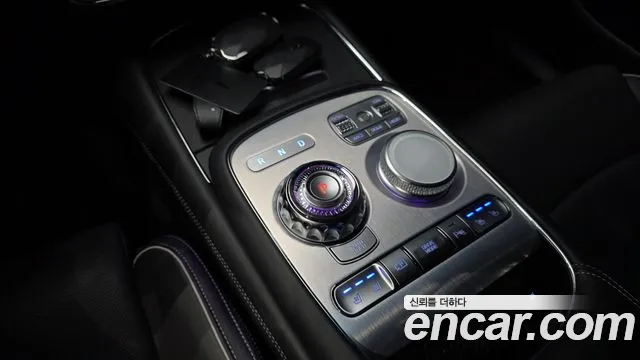 Genesis G90 Бензин 3.5 турбо AWD — Фото автомобиля 9