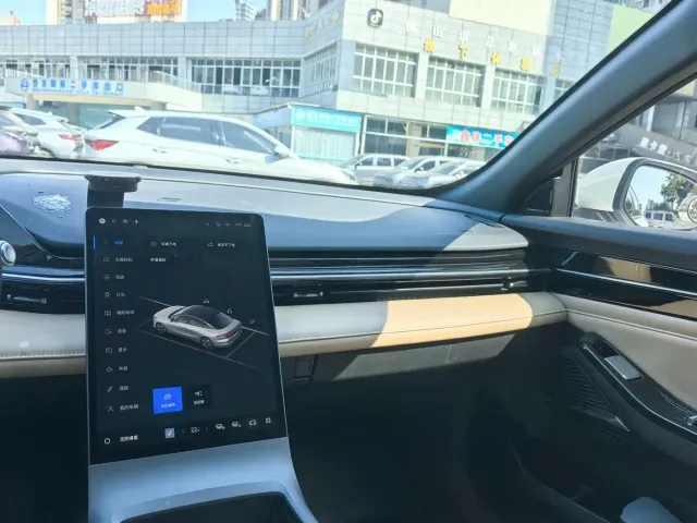Geely Galaxy L6 — Фото автомобиля 10