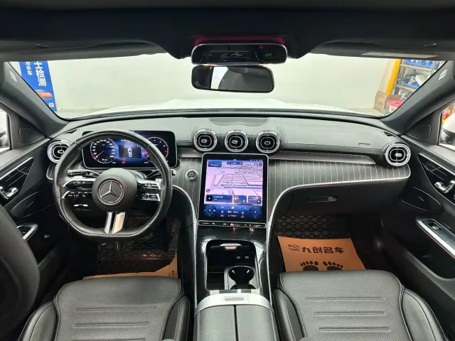 Mercedes-Benz C-Class — Фото автомобиля 4
