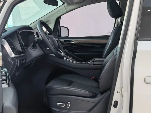 GAC Trumpchi M8 — Фото автомобиля 6
