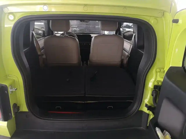 Baojun Yep — Фото автомобиля 18