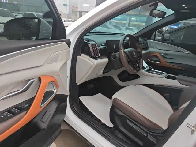 BYD Song Pro — Фото автомобиля 15