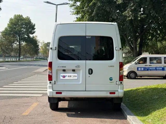 Maxus Xintu V80 — Фото автомобиля 4