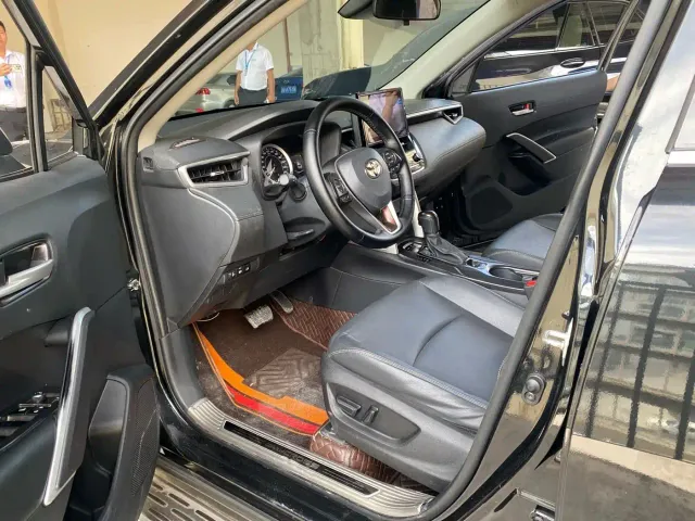 Toyota Corolla Cross — Фото автомобиля 8