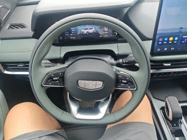 Geely Haoyue L — Фото автомобиля 10