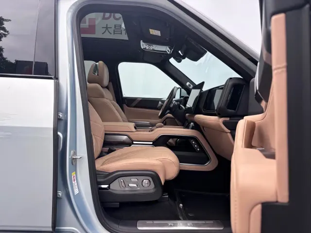BYD FangChengBao Leopard 8 — Фото автомобиля 8