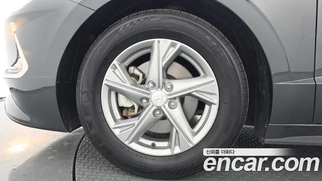 Hyundai Sonata Sonata (DN8) 2.0 LPG(Для проката) — Фото автомобиля 5