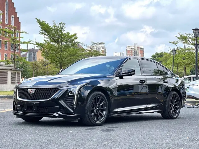 Cadillac CT5 — Фото автомобиля 2