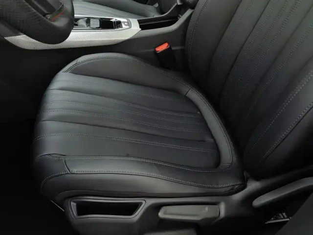 Peugeot 408 — Фото автомобиля 20