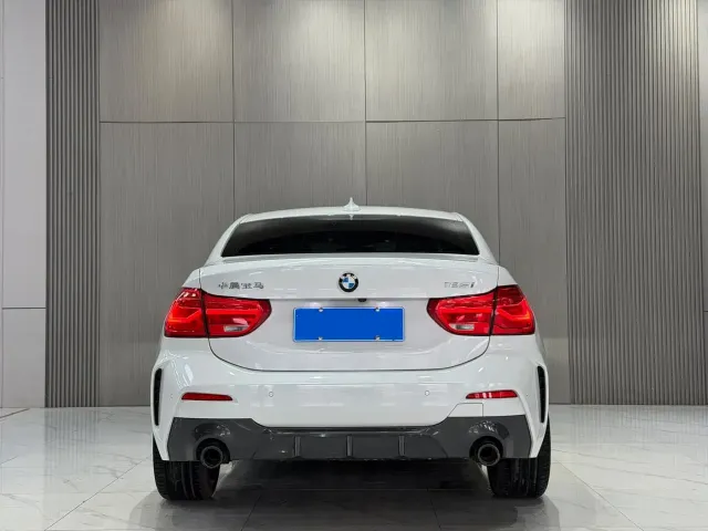 BMW 1 Series — Фото автомобиля 4