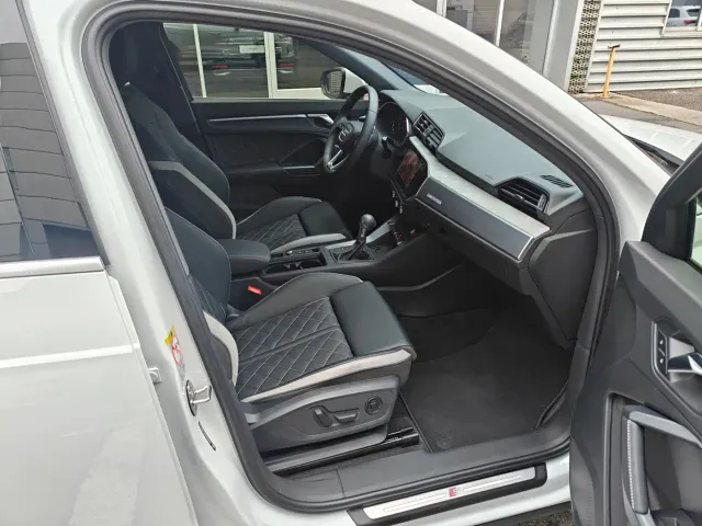 Audi Q3 — Фото автомобиля 16