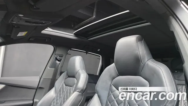 Audi Q7 — Фото автомобиля 18