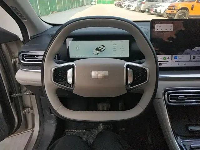 Geely Galaxy Stellar 6 — Фото автомобиля 10