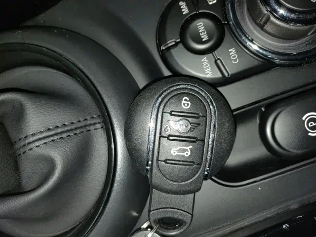 MINI Clubman — Фото автомобиля 16