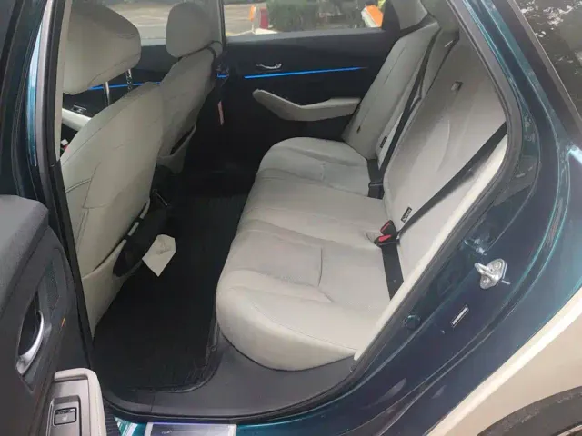 Honda Accord — Фото автомобиля 10