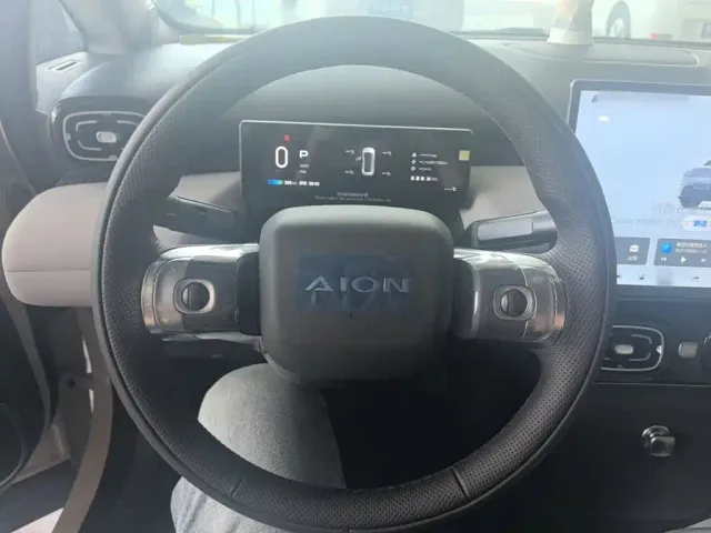 GAC Aion UT — Фото автомобиля 10