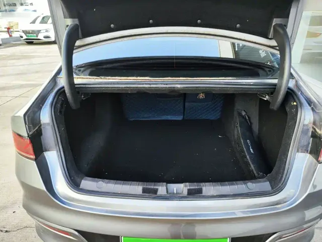 BYD Qin PLUS — Фото автомобиля 18