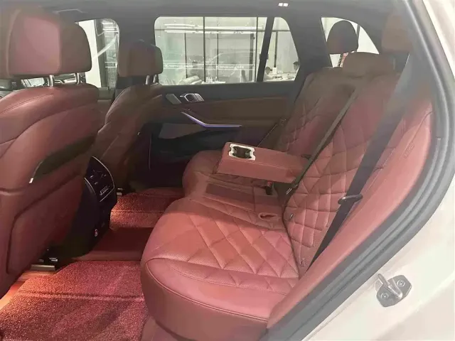 BMW X5 — Фото автомобиля 14