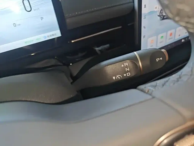 Wuling Starlight — Фото автомобиля 13