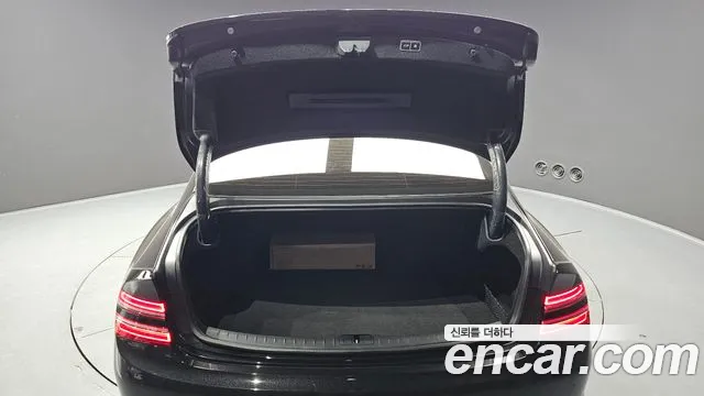 Genesis G80 RG3 — Фото автомобиля 20