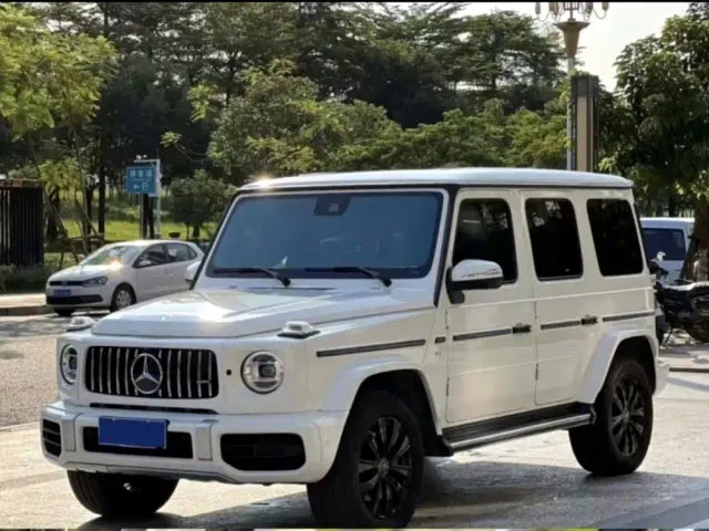 Фотография автомобиля — Mercedes-Benz G-Class