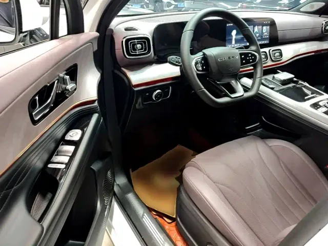 Chery Tiggo 9 — Фото автомобиля 15