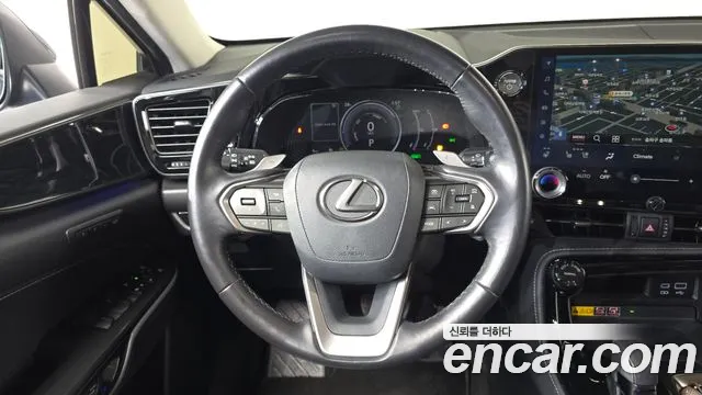 Lexus NX — Фото автомобиля 18