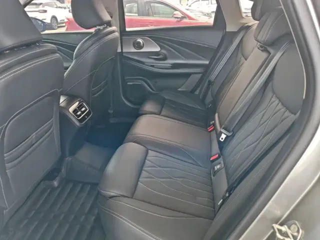 Chery Arrizo 8 — Фото автомобиля 16