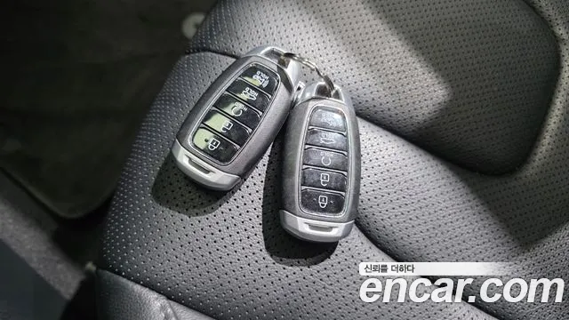 Hyundai AVANTE Avante (CN7) — Фото автомобиля 19