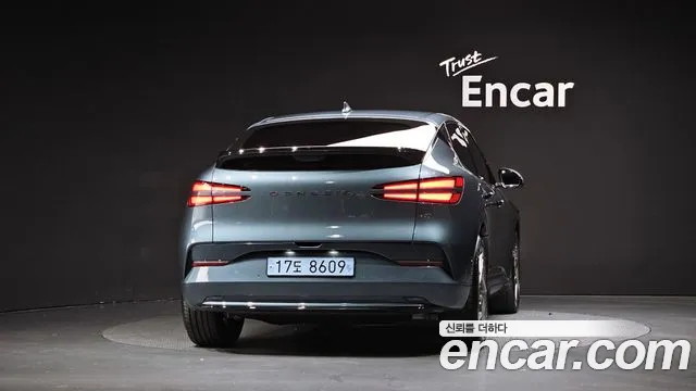 Genesis GV60 — Фото автомобиля 4
