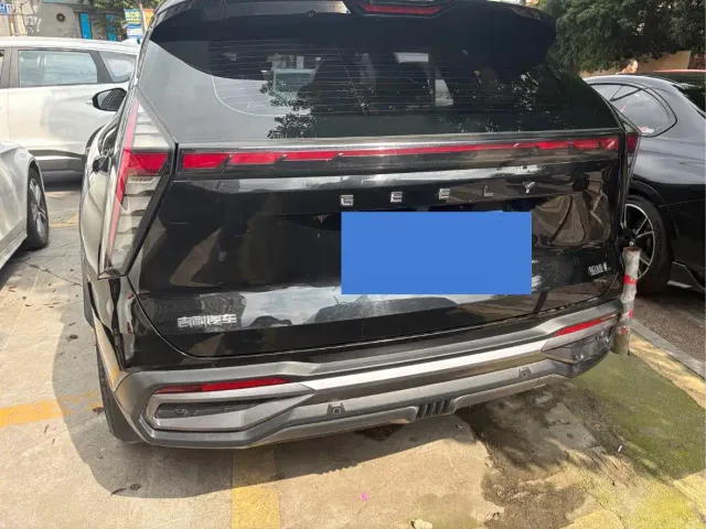 Geely Boyue L — Фото автомобиля 5