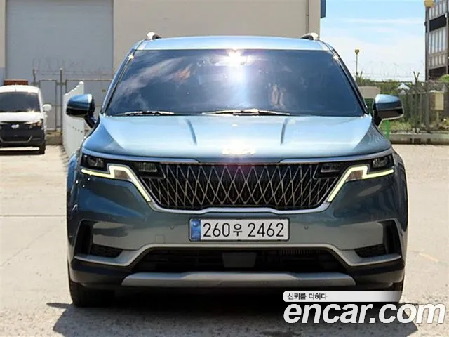 Kia Carnival Generation 4 — Фото автомобиля 2