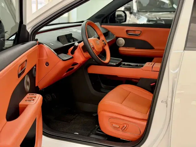 Toyota BoZhi 3X — Фото автомобиля 8