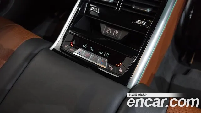 BMW 8-Series — Фото автомобиля 30